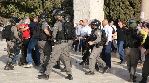 Am Tempelberg gerieten erneut israelische Sicherheitskräfte und Palästinenser aneinander