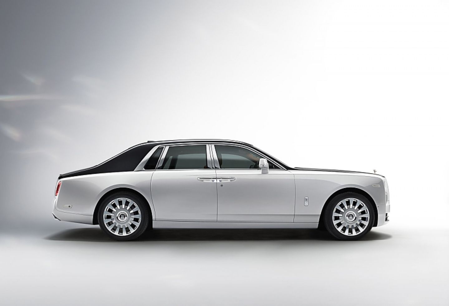 Rolls Royce Phantom VIII 2018