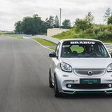 Vom Smart Brabus Renn-Taxi gibt es zwei Exemplare