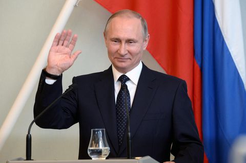Wladimir Putin bei der Pressekonferenz in Finnland