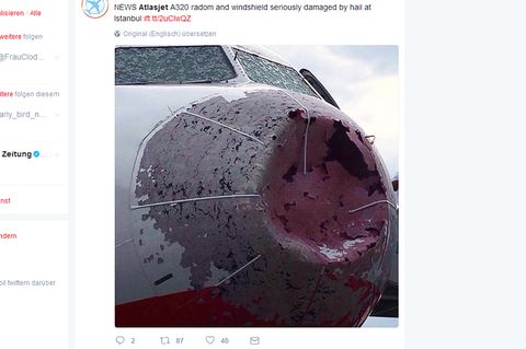 Die beschädigte Nase des Airbus A320 von Atlasjet