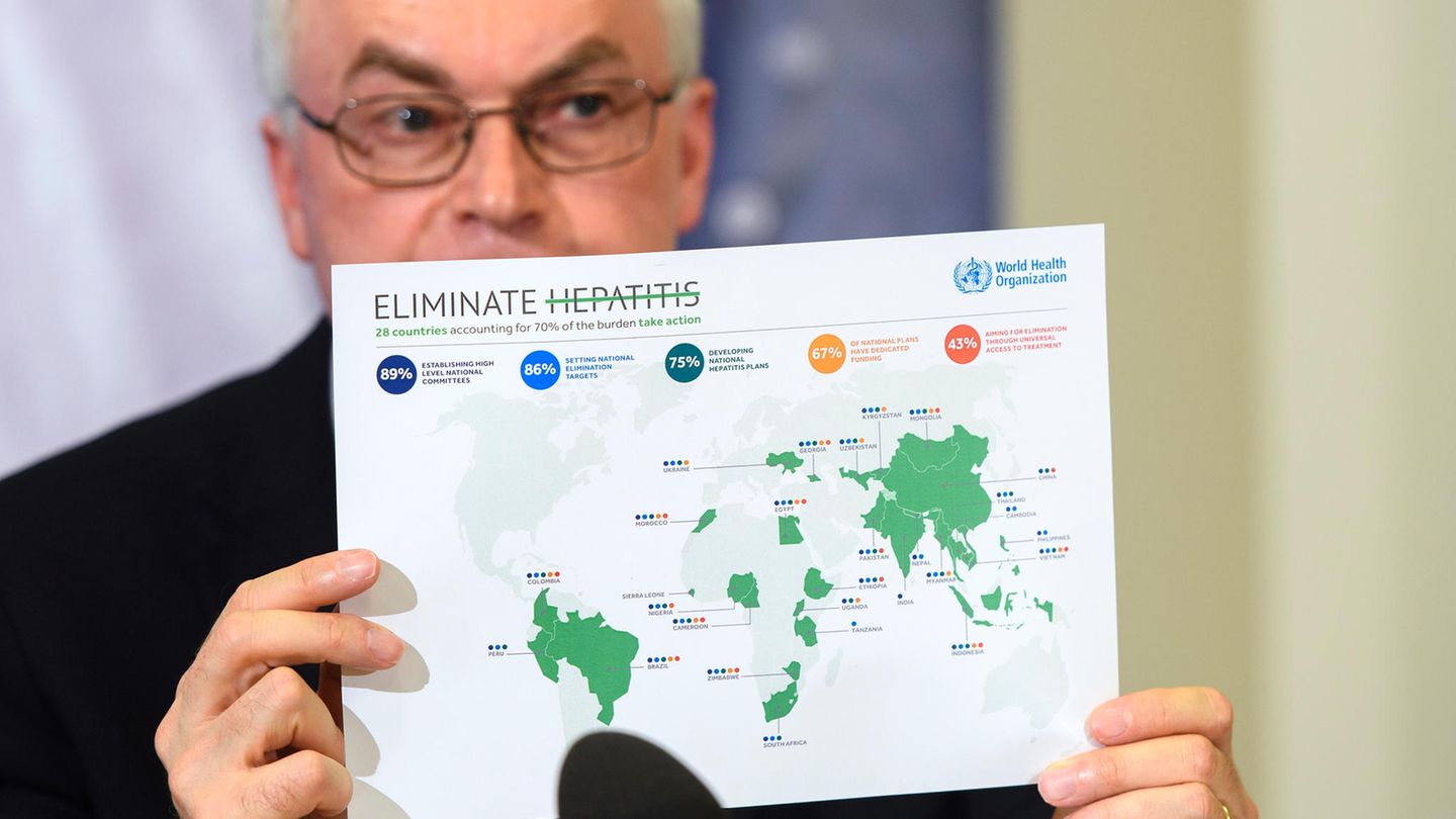 Marc Bulterys, Leiter des Hepatitis-Programms der WHO