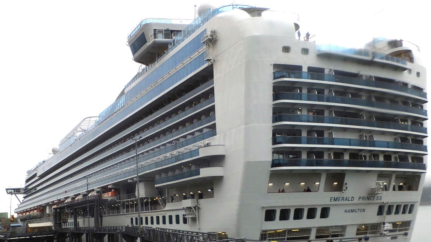 Das Kreuzfahrtschiff "Emerald Princess"