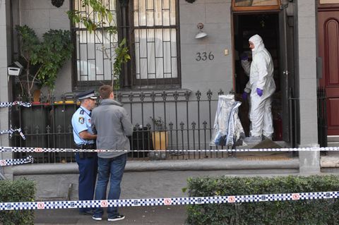 Anti-Terror-Einheit des Bundesstaates New South Wales durchsuchen am Samstagabend Wohnungen in Vororten von Sydney