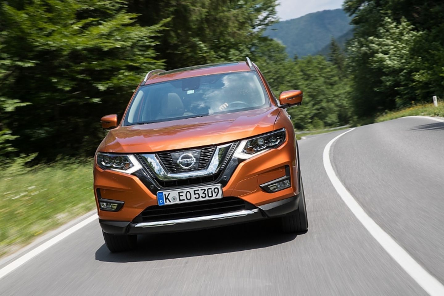 Nach 10,5 Sekunden erreicht der Nissan X-Trail 1.6 dCi die 100 km/h-Marke
