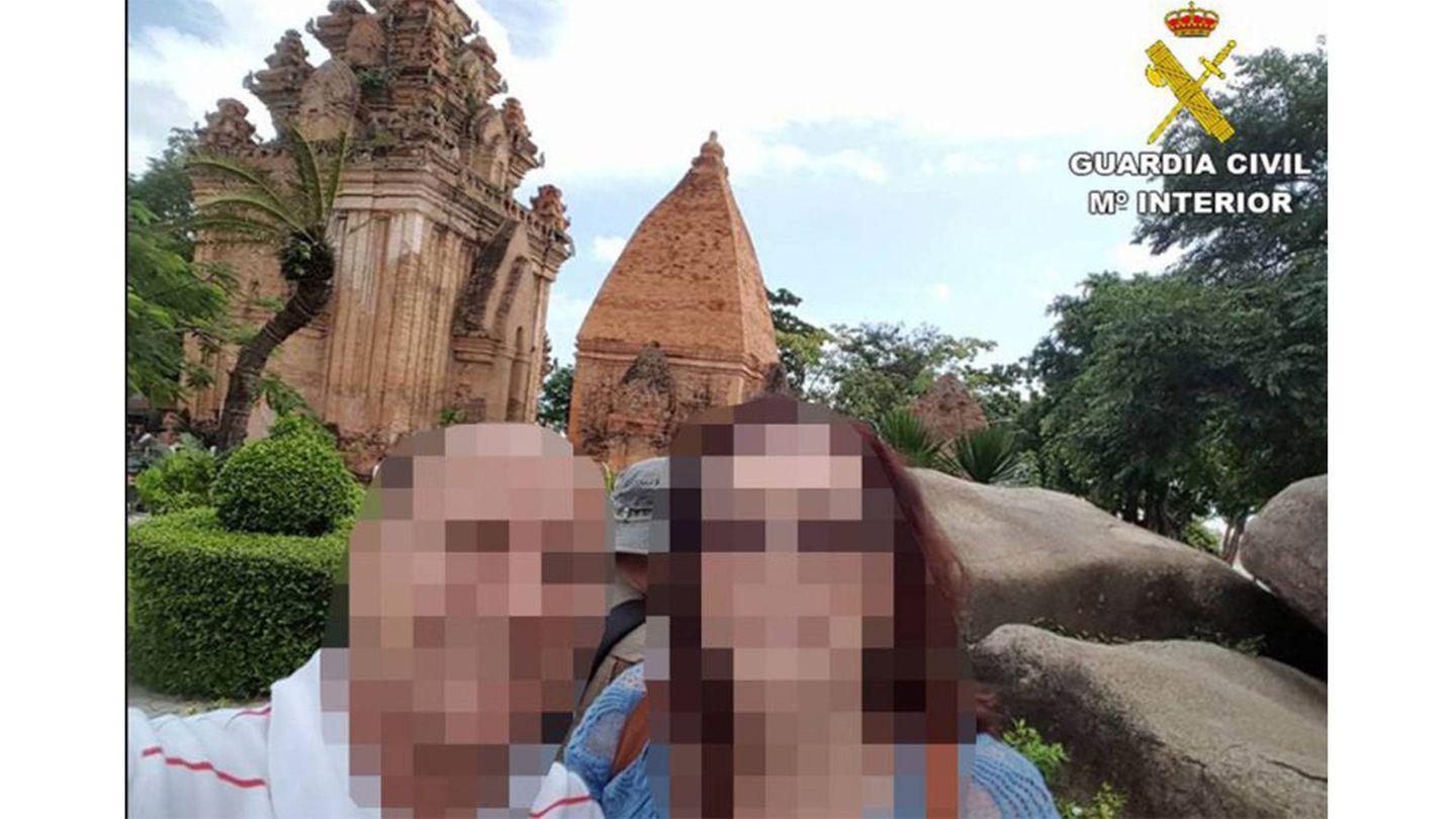 Auf Social Media stellte die Bankmitarbeiterin ihre exotischen Reisen zur Schau