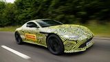 Aston Martin Vantage 2018 - Basistriebwerk ist ein Vierliter-V8 aus dem Mercedes AMG GT