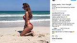 Bikini oder Badeanzug? Welcher Star entscheidet sich für was?