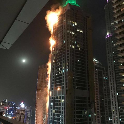 Wolkenkratzer "The Torch" in Dubai brennt