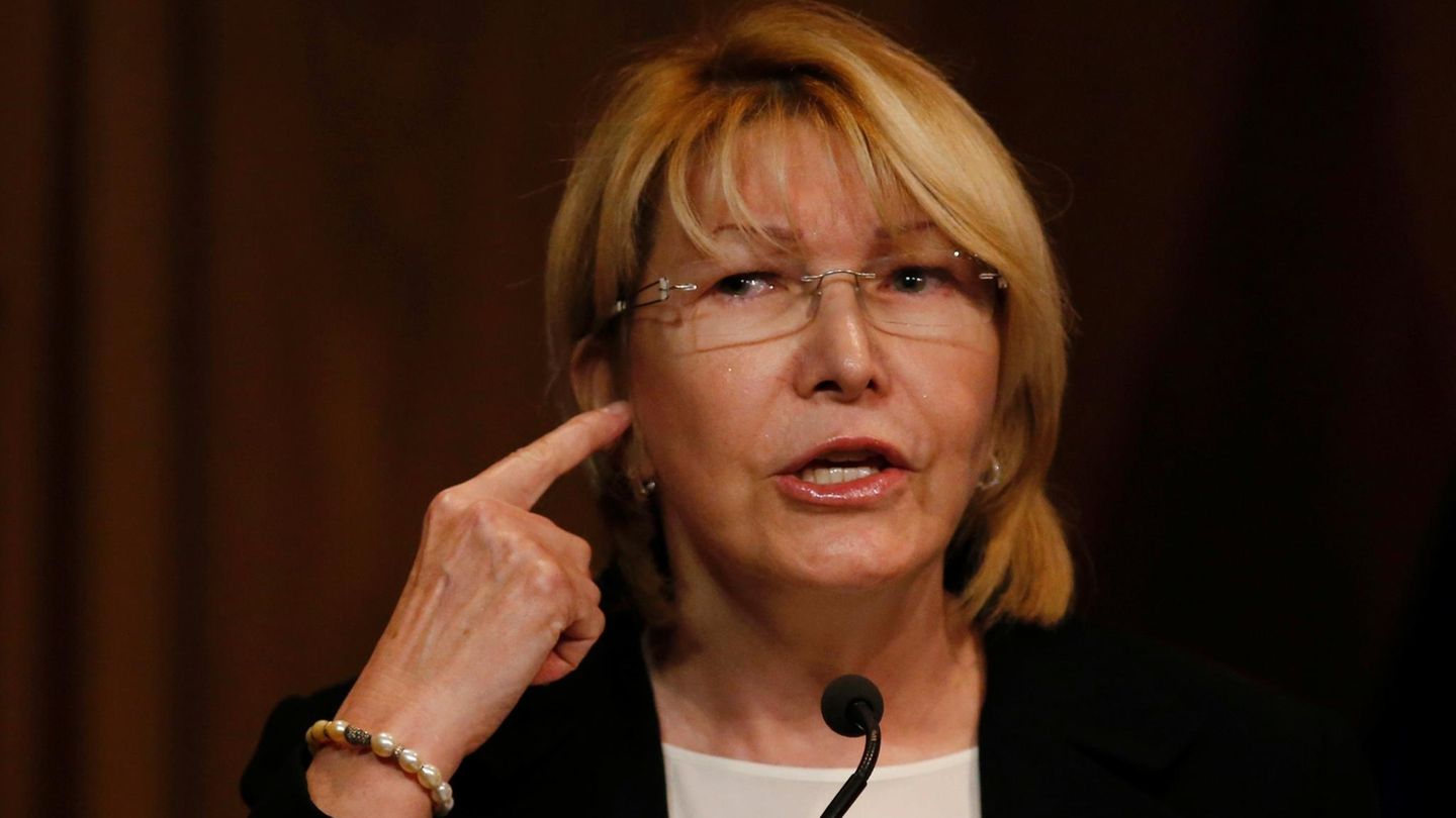 Generalstaatsanwältin Luisa Ortega Díaz wurde am Samstag von ihren Aufgaben in Venezuela entbunden