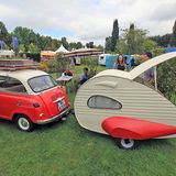 Diese Isetta von 1958 zieht mit ihren 19,5 PS den 120 Kilogramm schweren ES Piccola von 1954.
