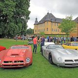 Zwölf Zylinder arbeiten unter den Hauben der Bizzarini Morelli Prototypen Nr. B-75-02S und -01S (links).