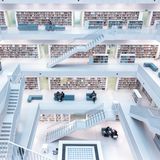 Kategorie Stadt: Diese Innenaufnahme wurde von Norbert Fritz in Stuttgart aufgenommen und verhalf ihm zum ersten Preis in der Kategorie Städte. Es handelt sich um den Neubau der Stadtbibliothek, ein Entwurf des koreanischen Architekten Eun Young Yi.