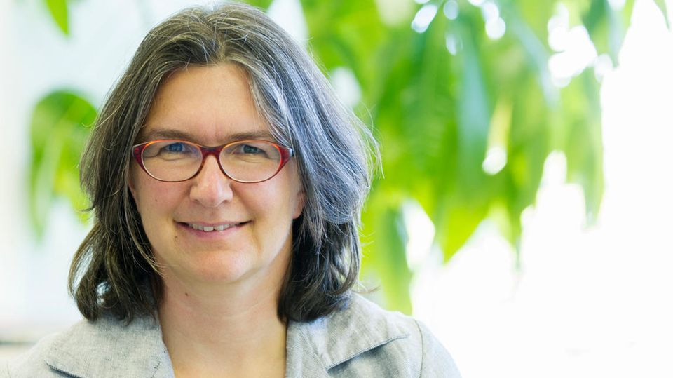 Annette Peters erforscht am Helmholtz Zentrum München, wie Luftschadstoffe auf die Gesundheit wirken