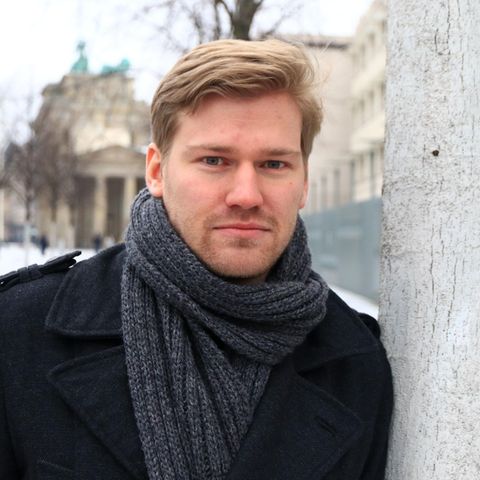 Twitter Shahak Shapira