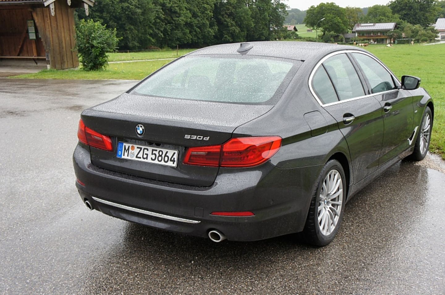 Der BMW 530d Luxury Line ist 4,94 Meter lang