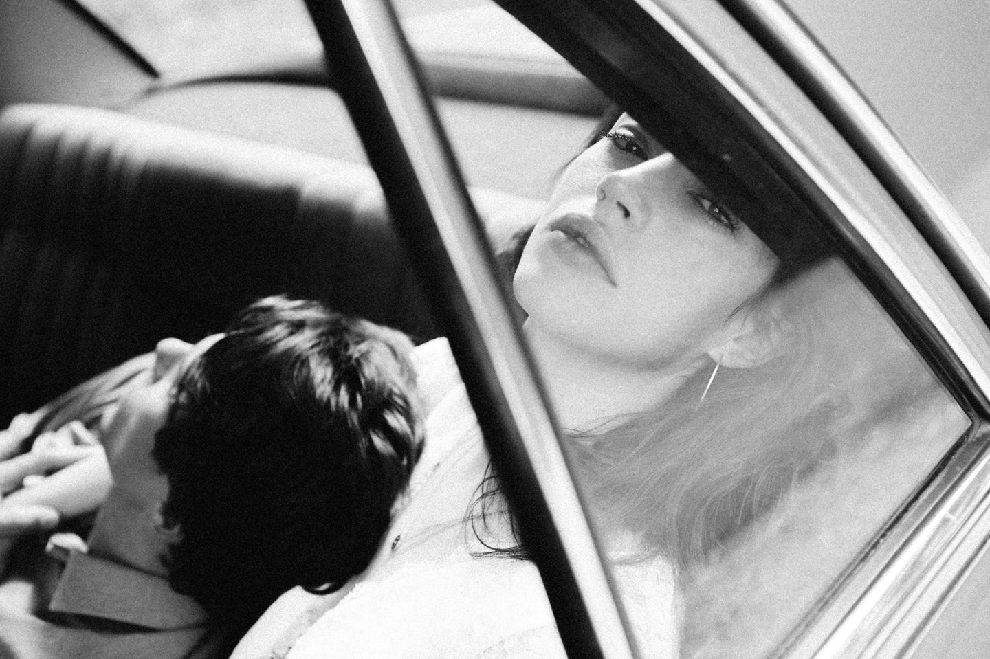 Mehr Fotos findest Du auf der Homepage von Maud Chalard sowie ihrem Instagram-Profil.