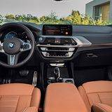 BMW Tech Office Chicago - per Sprache und Bildschirm wird die Verbindung hergetellt