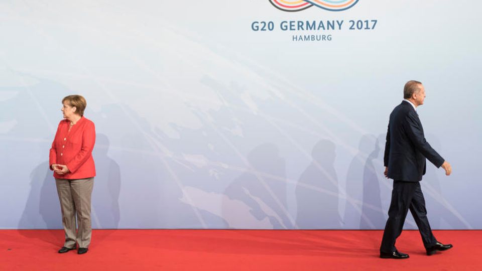 Mit der Geduld am Ende: Auf dem G20-Gipfel in Hamburg waren die Spannungen zwischen Merkel und Erdogan zu spüren