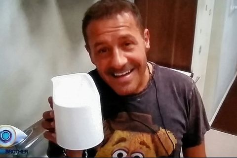 Na dann: Prost! Waren doch neu, die Dinger, oder?