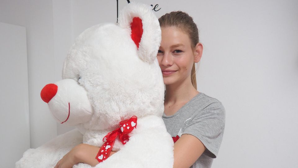 Sofia Mechetner Das israelische Model Sofia Mechetner lebt mit ihrer Familie in Cholon, einem Vorort von Tel Aviv