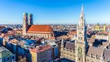 Platz 2: München  In München sitzen so viele Dax-Unternehmen wie nirgendwo sonst.  Auf die bayerische Landeshauptstadt entfallen rund 10 Prozent aller Absolventenstellen. Dafür hat München aber auch bundesweit die saftigsten Mieten.