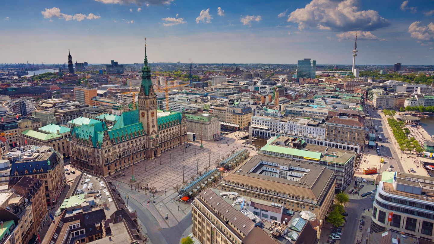 Platz 6: Hamburg  Knapp 4 Prozent der Einsteigerjobs für Akademiker werden in der Hansestadt angeboten.