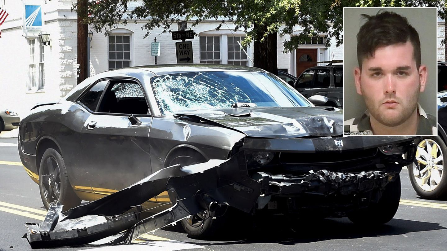 Charlottesville Mutmaßlicher Fahrer des Wagens hat "Vorliebe für Adolf