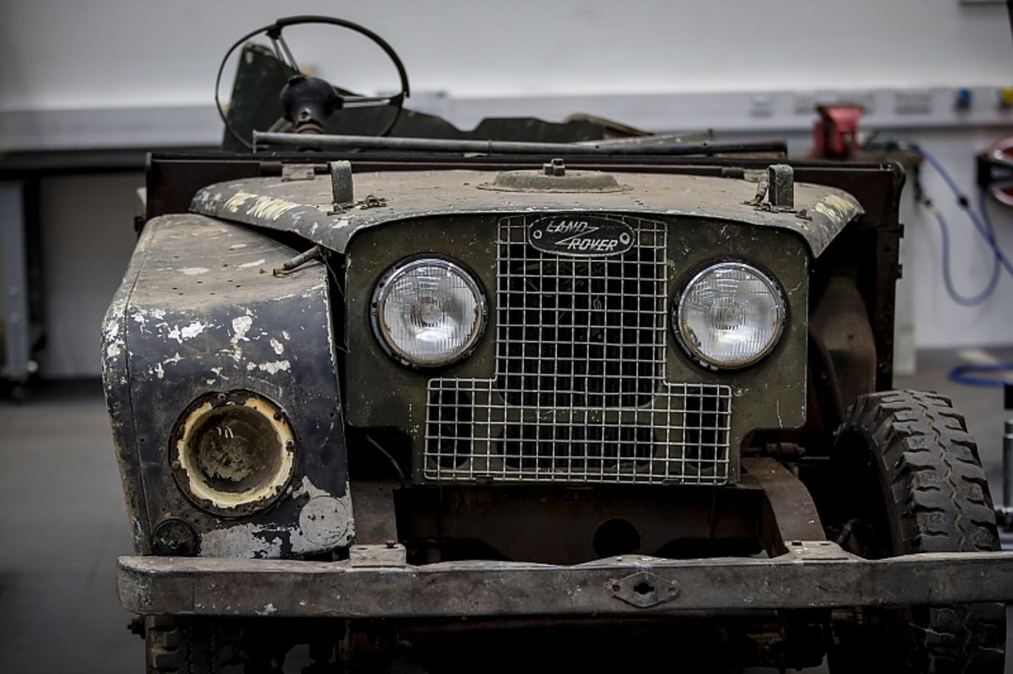 Auch dieses Auto wird restauriert