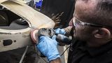 Viel Handarbeit ist nötig bei der Restauration