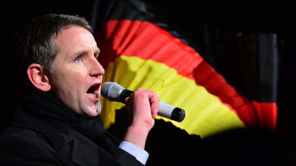 Zahm im Landesparlament, angriffslustig unter Gleichgesinnten: der Thüringer AfD-Fraktionschef Björn Höcke Zahm im Landesparlament, angriffslustig unter Gleichgesinnten: der Thüringer AfD-Fraktionschef Björn Höcke