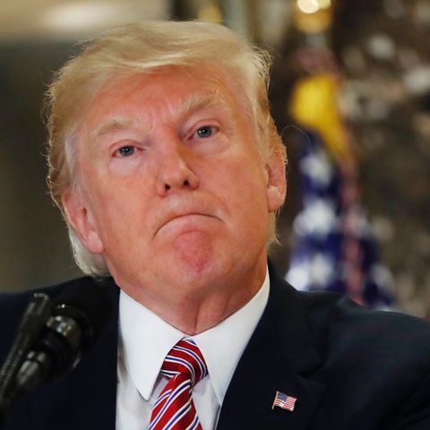 Donald Trump presst die Lippen zusammen - ein weitere Berater kündigt ihm die Zusammenarbeit auf