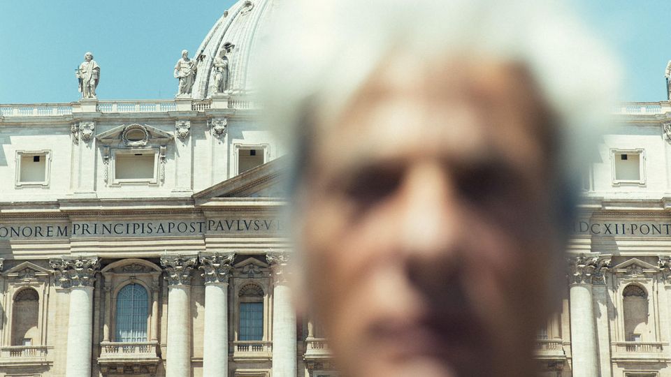 Seit Jahrzehnten vermisst: Pietro Orlandi, Emanuelas Bruder, auf dem Petersplatz Pietro Orlandi, Emanuelas Bruder, auf dem Petersplatz