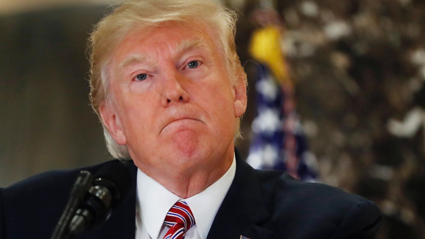 Donald Trump löst nach Rücktritten zwei Beratergremien auf