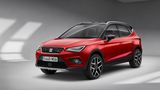  Sanfte Beplankungen an Radhäusern und Türschwellern: Das Blechkleid des Seat Arona wirkt gleichzeitig adrett und robust. 