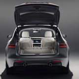 565 Liter bis zu 1.700 Liter fasst der Kofferraum des Jaguar XF Sportbrake. 