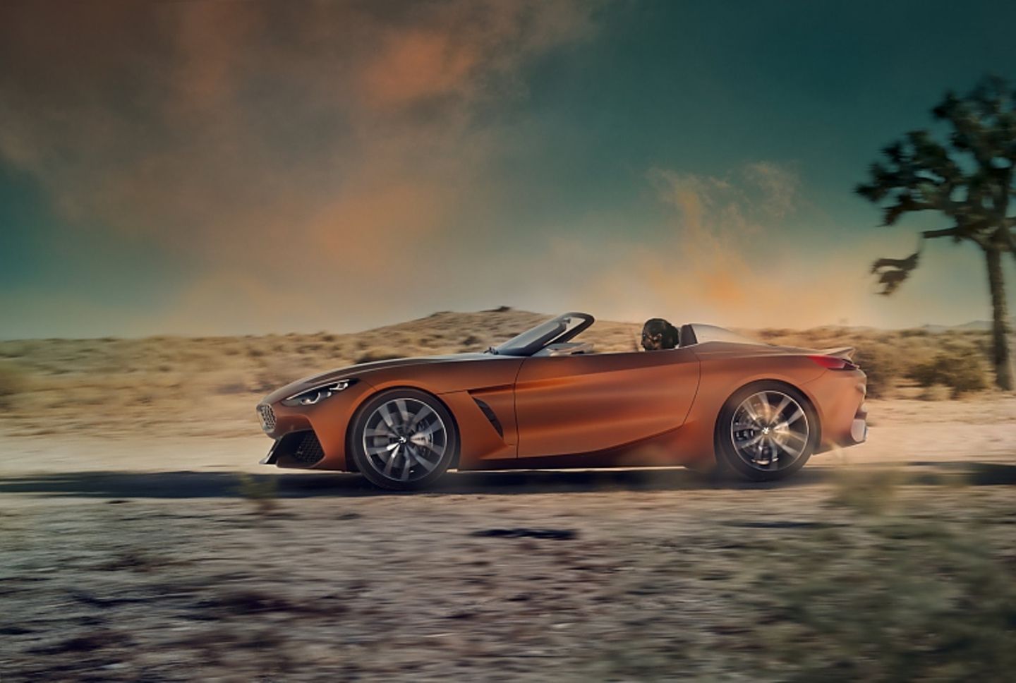 BMW Concept Z4 2017 - die hohe Seitenlinie fällt auf