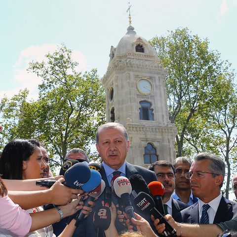 Erdogan, der Präsident der Türkei, wendet sich an die Deutschtürke