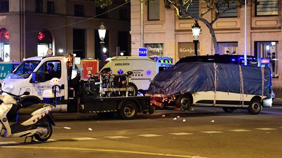 Reaktion auf Anschläge: Wahrnehmungsforscher: Darum stumpfen wir gegen den Terror ab Reaktion auf Anschläge: Wahrnehmungsforscher: Darum stumpfen wir gegen den Terror ab