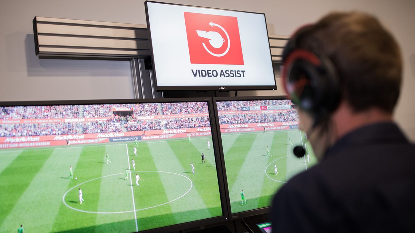 Videoschiedsrichterzentrale in Köln