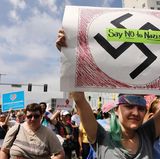 Größere gewalttätige Zusammenstöße wie eine Woche zuvor in Charlottesville im Bundesstaat Virginia blieben in Boston aus. 