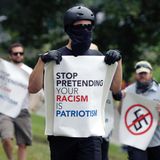 Klare Worte: "Hört auf zu behaupten, dass Eurer Rassismus Patriotismus ist". 