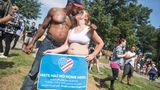 Der Bürgermeister von Boston, Marty Walsh, zeigte sich erleichtert über den weitgehend friedlichen Verlauf der Demonstrationen. Er dankte den Gegendemonstranten für ihre "Botschaft der Liebe, nicht des Hasses" 