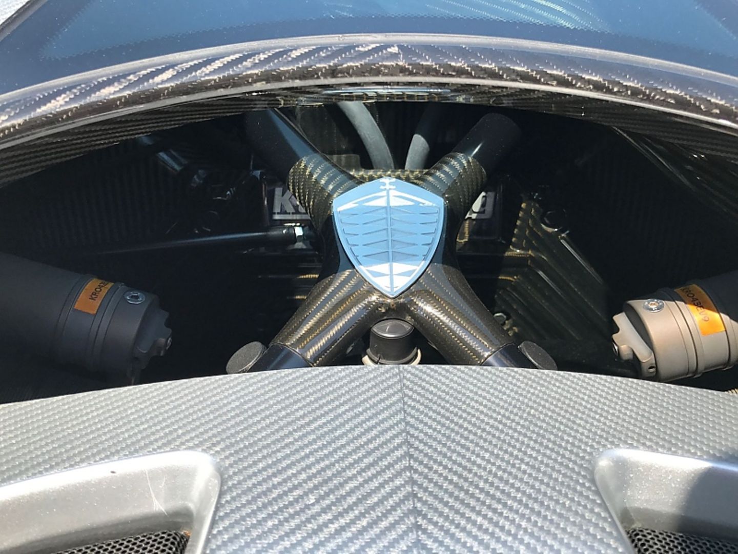 Das Achtzylinder-Biturbo-Kraftwerk generiert ein maximales Drehmoment von 1.060 Newtonmetern
