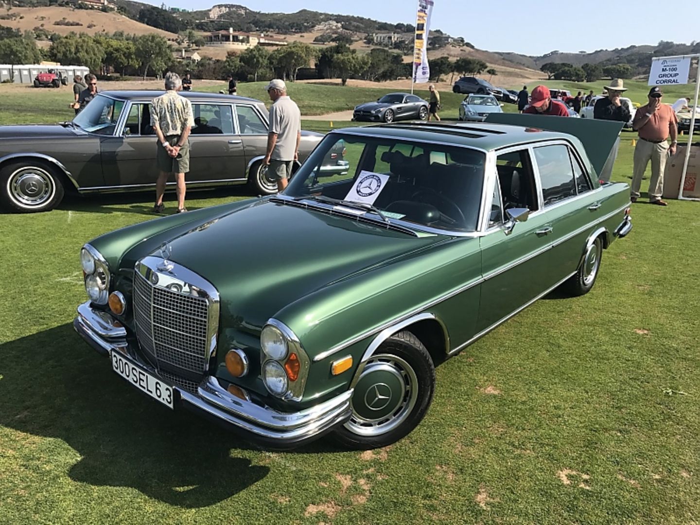 Mercedes 300 SEL 6.3 by Legends of Autobahn