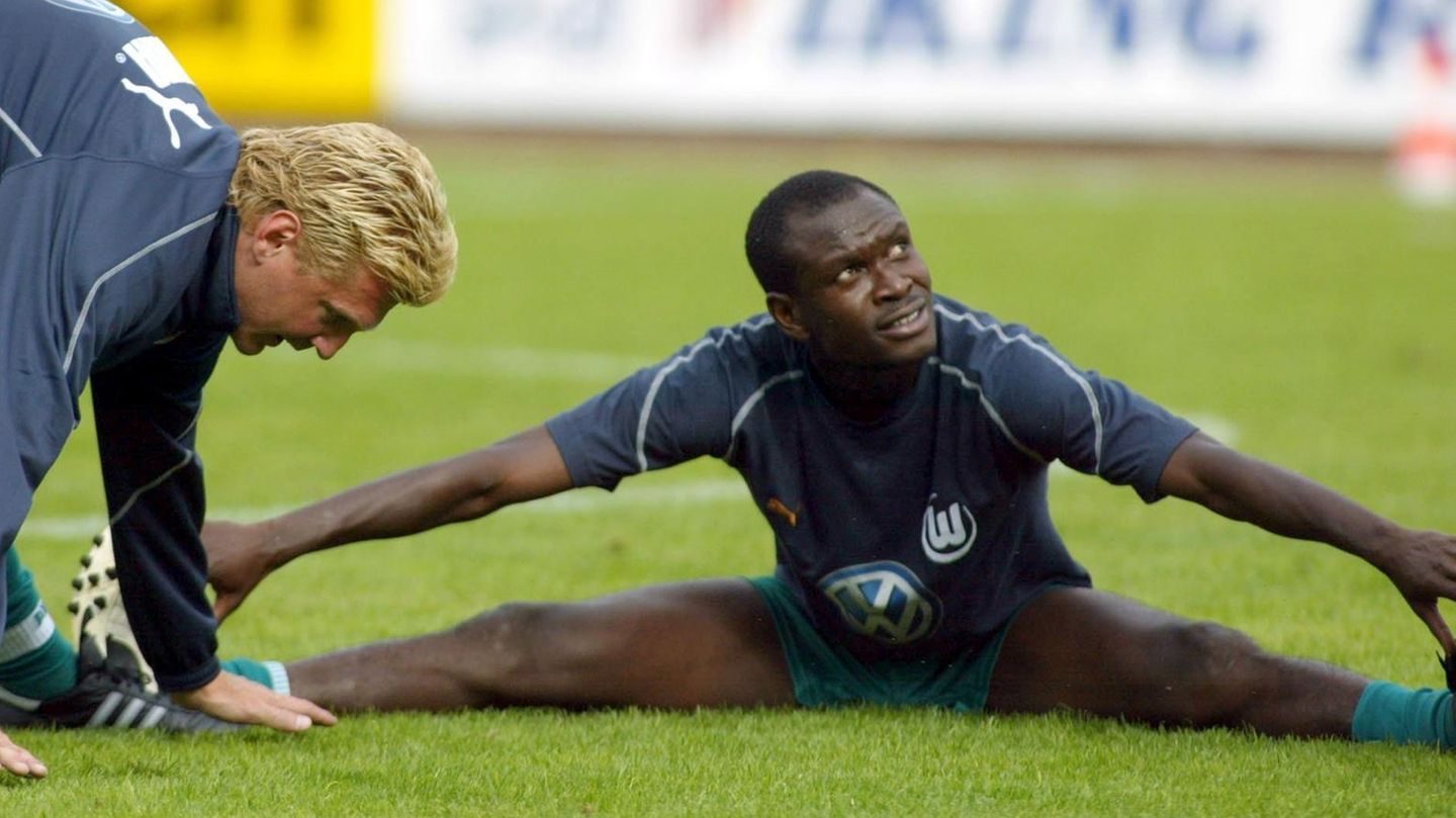 Charles Akonnor