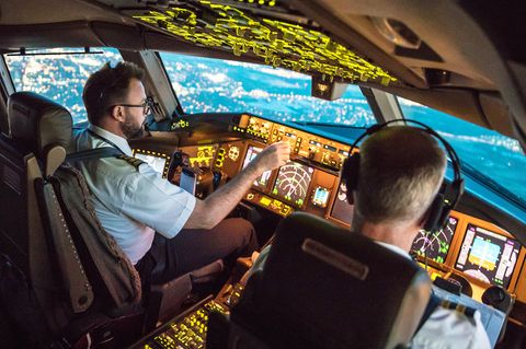 Piloten bei der Landung