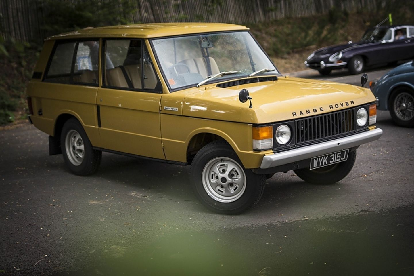 Der Range Rover hat einen Allradantrieb mit Untersetzung