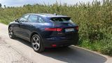 2,0 Liter groß ist der Selbstzünder unter der schicken Motorhaube.