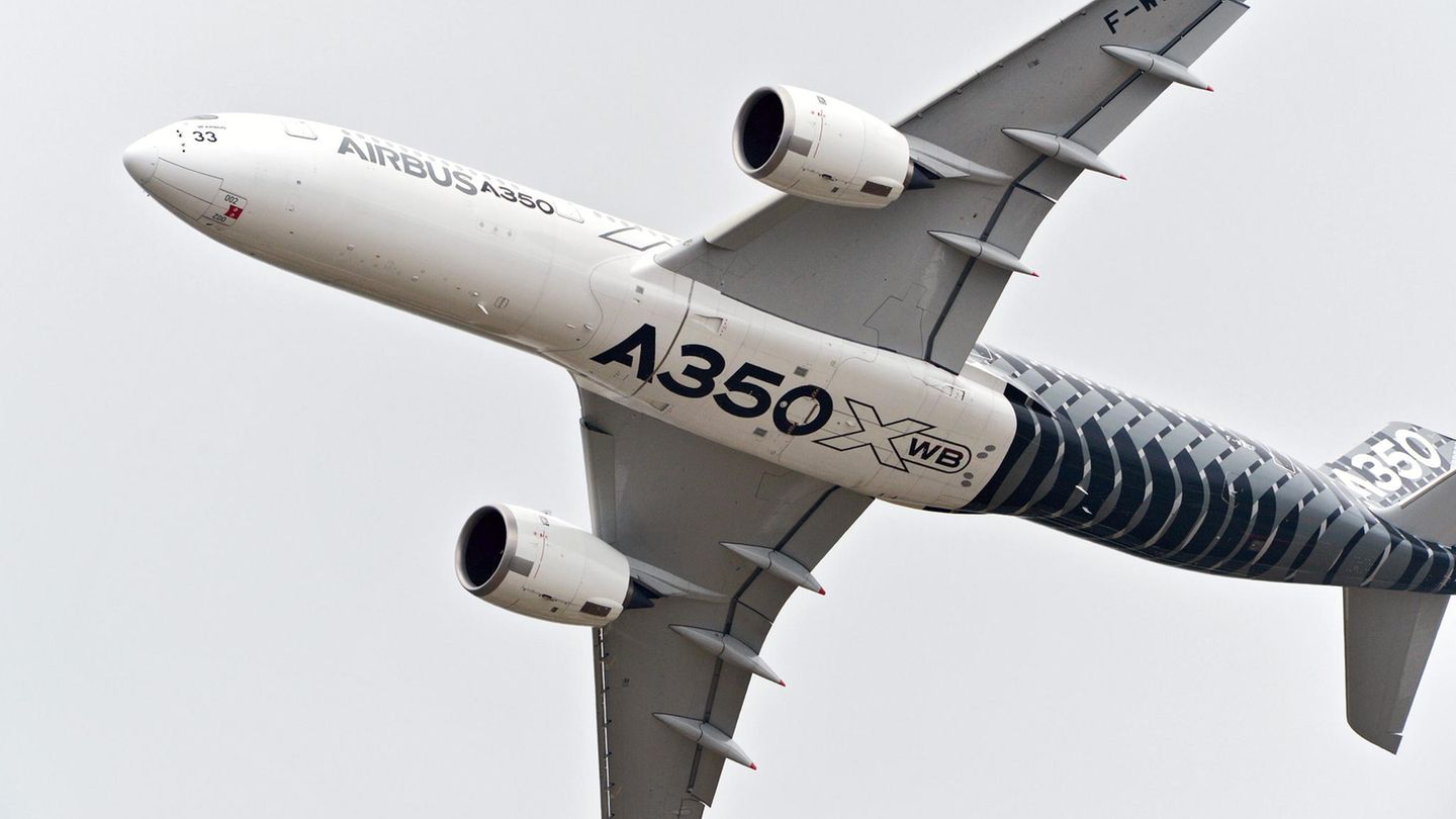 Airbus A350-900